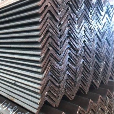 AiSi JIS galvanisierte heißes Bad-galvanisierten Winkel Q235 Q345B des Winkeleisen-6m 4.5mm