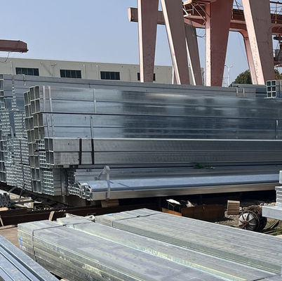 Q235 Q345 mit Ihnen Längen-Struktur-Stahlrohr des galvanisiertes Eisen-Quadrat-Rohr-6m