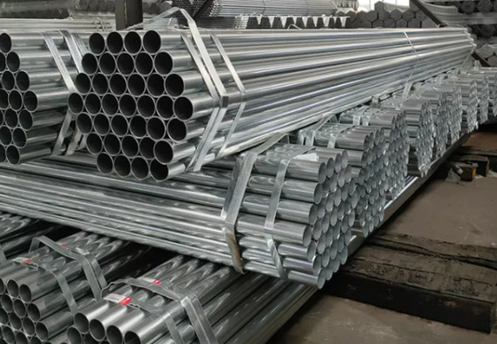 ASTM-Runden-heißes Bad galvanisierte Stahlrohr Q195-Q235 6m-12m mit Ihnen Stahl