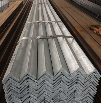 ASTM A36 A53 Q235 Q34 Galvanisierter gleichwinkliger Kohlenstoffstahl für Hochbau 1 - 40 mm