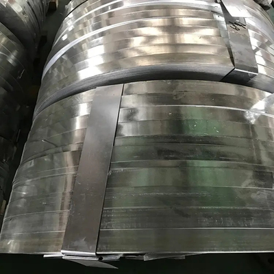 Warmgewalzte galvanisierte Stahlstreifen DX52D DX53D DX54D DX55D Z40 Z60 Z80 Z100 Z180 Z275
