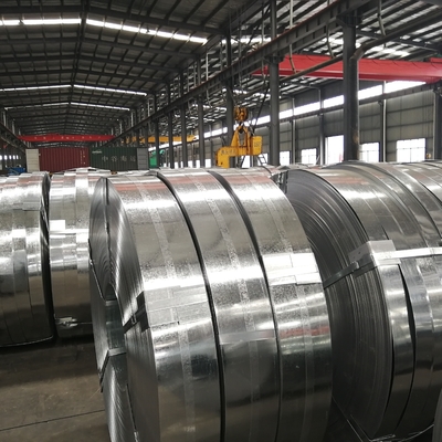 SGCC S220GD S250GD S280GD Verzinkte Metallstreifen ASTM AISI Regelmäßige Spangeltraue