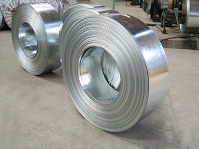Hochwertige Q345 Q235 galvanisierte Stahlspule 0,5 mm 1 mm 2 mm Dicke für die Industrie