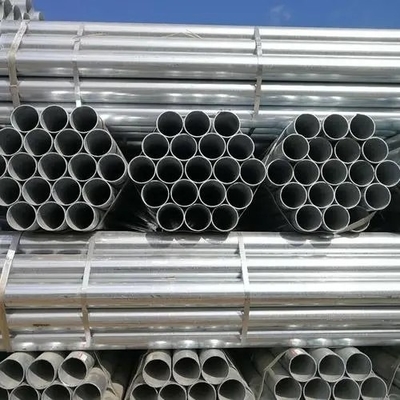 ST082 ERW Galvanisiertes Stahlrohr 2 Zoll 3 Zoll Stanz 8m Länge oder angepasst