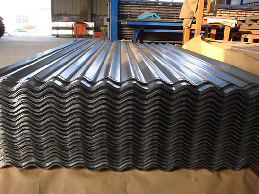 Korrosionsbeständig 0,2-0,6 mm Gi Wellmetalldachplatte Verzinktes Stahlblech